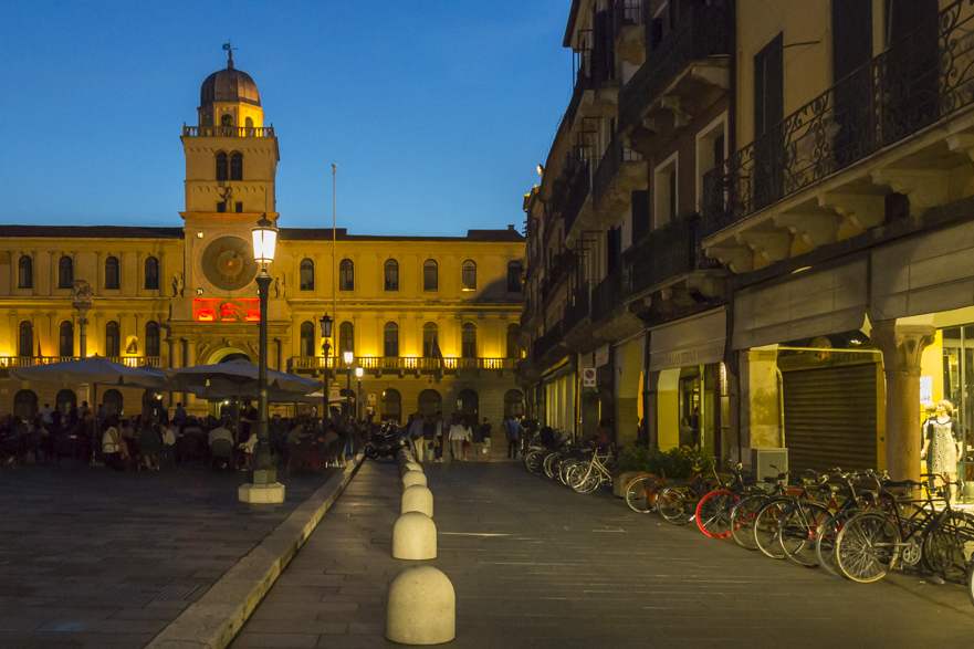 Einfahrt nach Padova