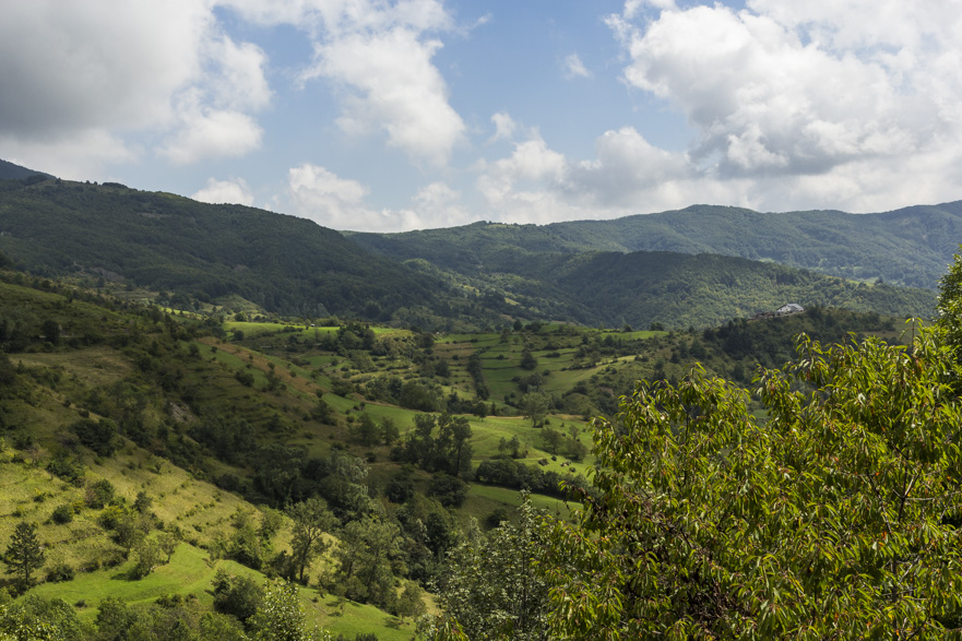 Bardi – Lago delle Lame: Über den Passo del Tomerlo