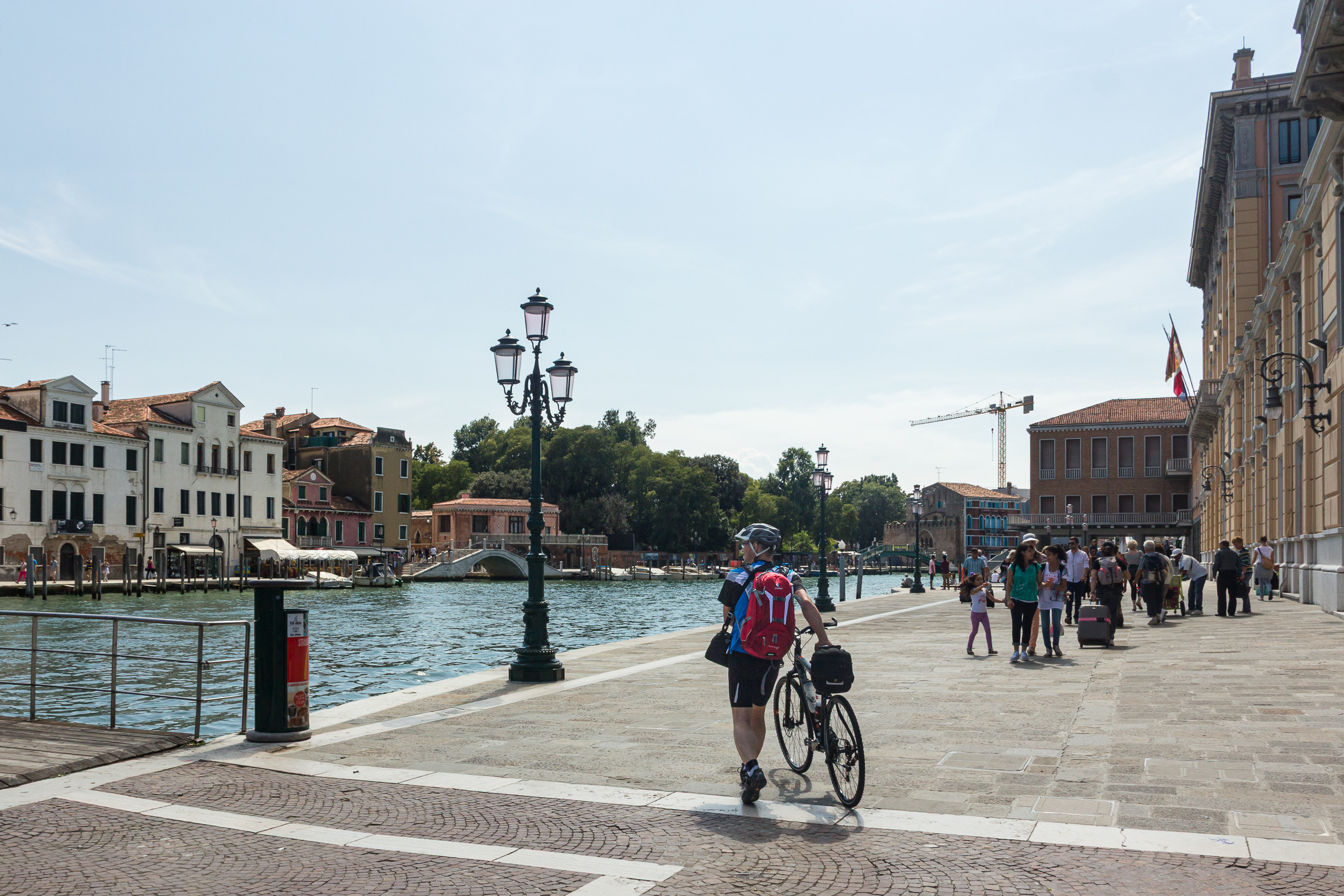 Aufbruch in Venedig – mit dem Rad entlang der Uferpromenade